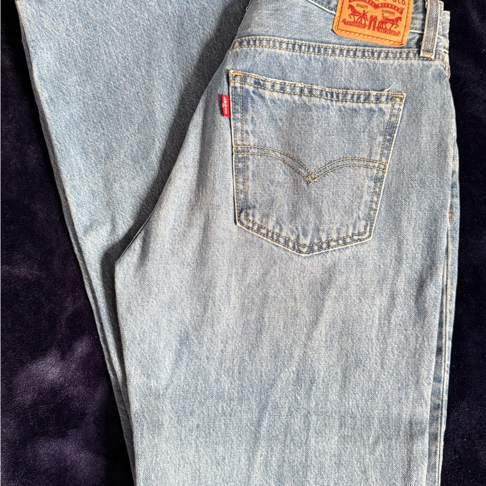 Levi's Women's Straight Leg Jeans in Light Blue